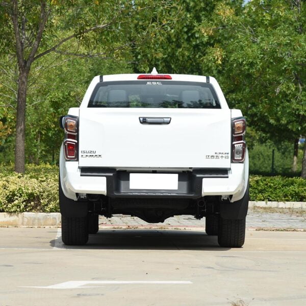 ISUZU D-MAX - Image 6