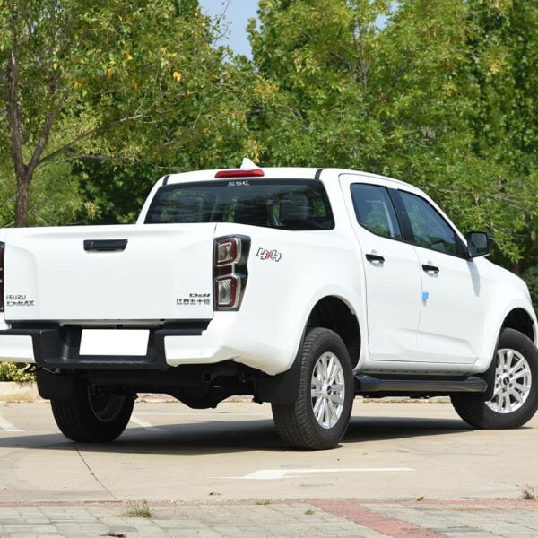 ISUZU D-MAX - Image 7