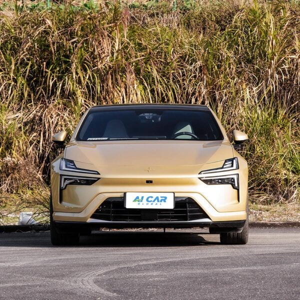 Polestar 4 - Image 3