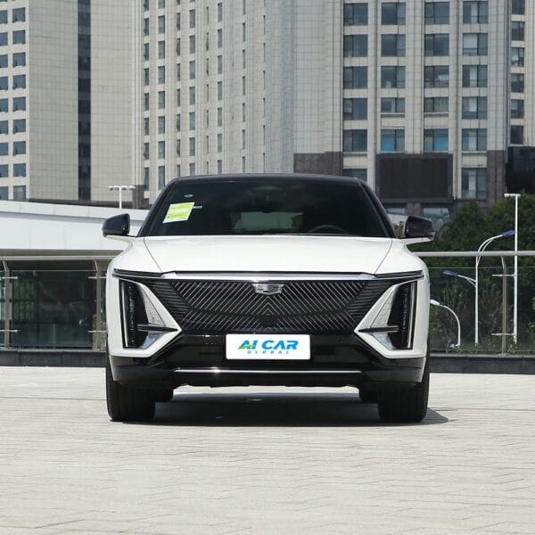 Cadillac LYRIQ - Image 3