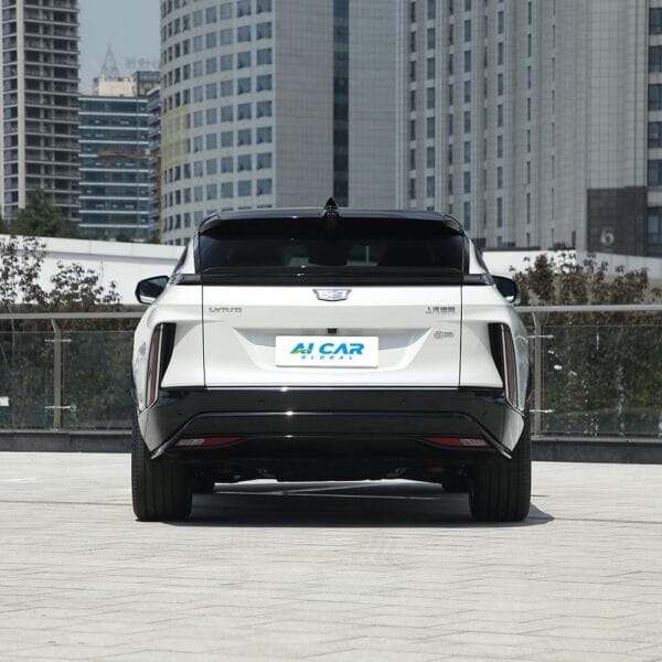 Cadillac LYRIQ - Image 6