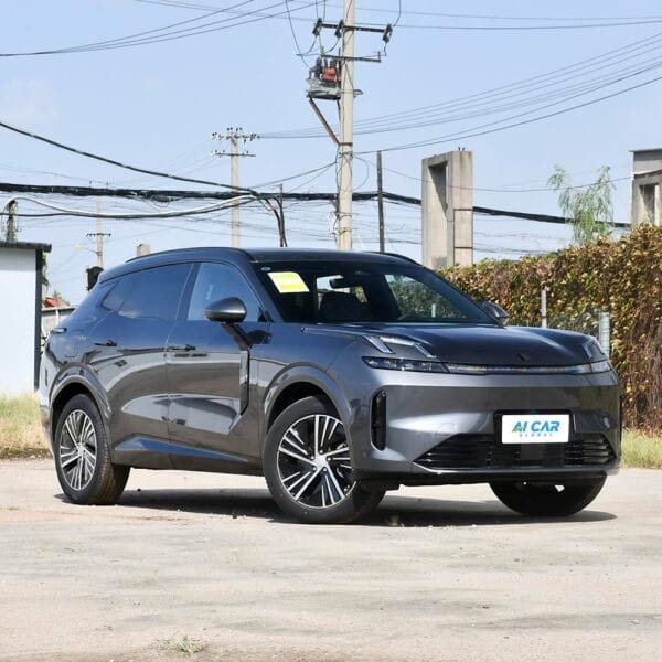 LYNK&CO 08 EM-P - Image 4