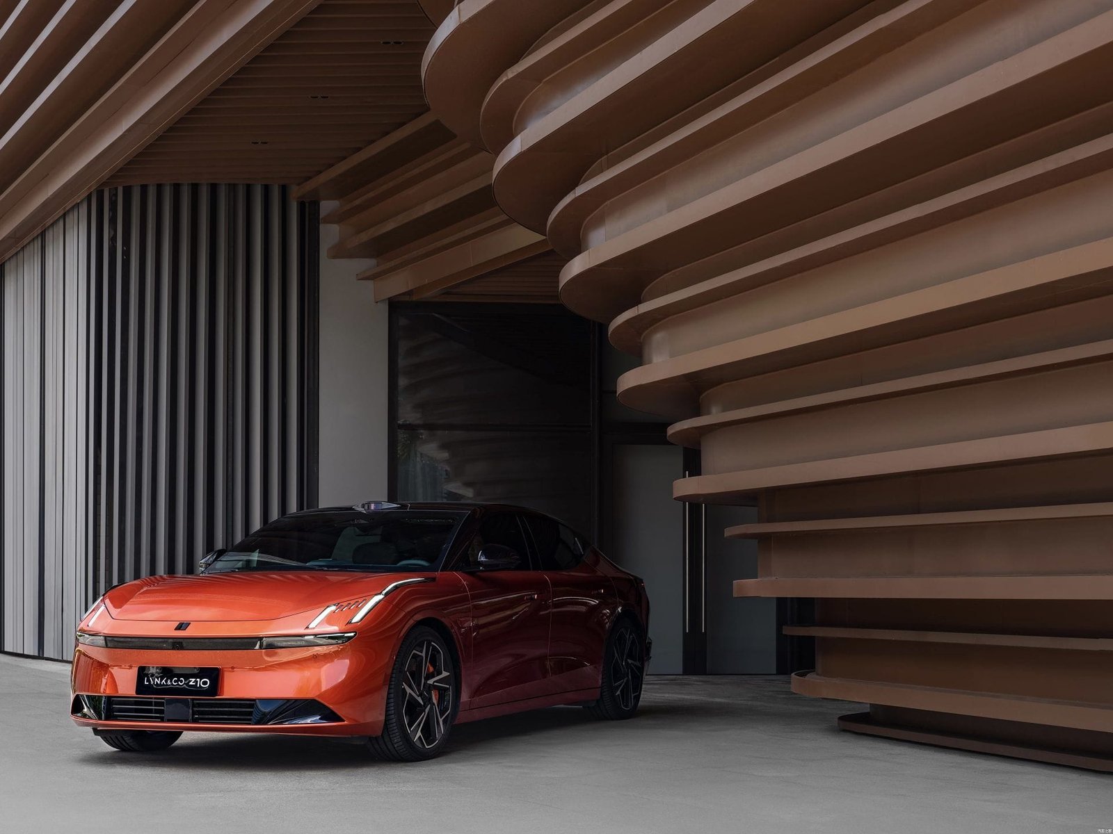 LYNK&CO Z10