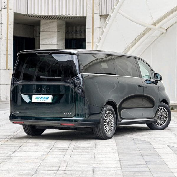 Geely LEVC L380 - Image 7