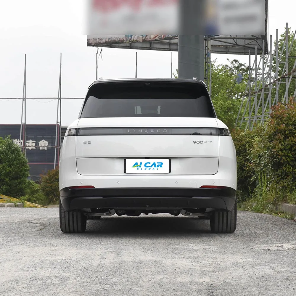 LYNK&CO 900 - Image 6