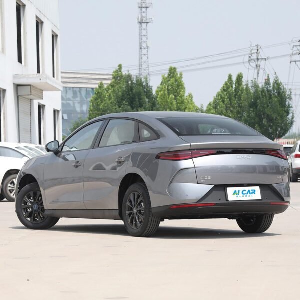 BYD e7 - Image 4