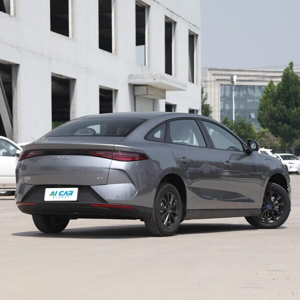 BYD e7 - Image 6