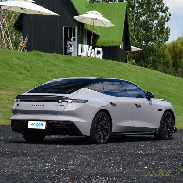 LYNK&CO 10 EM-P - Image 7