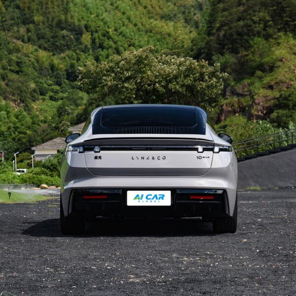 LYNK&CO 10 EM-P - Image 6