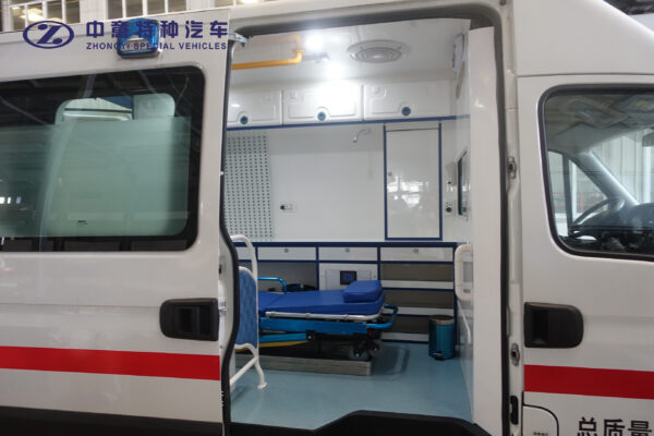SZY5040XJHN6 Emergency Ambulance - Image 6