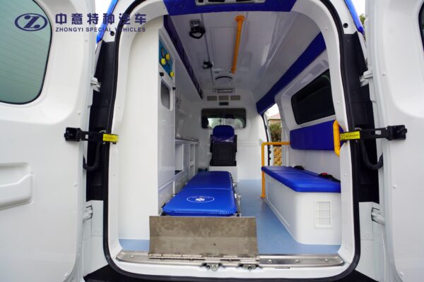SZY5048XJHN6 Emergency Ambulance - Image 9