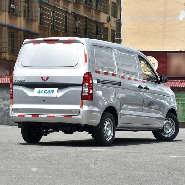 Wuling Hongguang V - Image 6