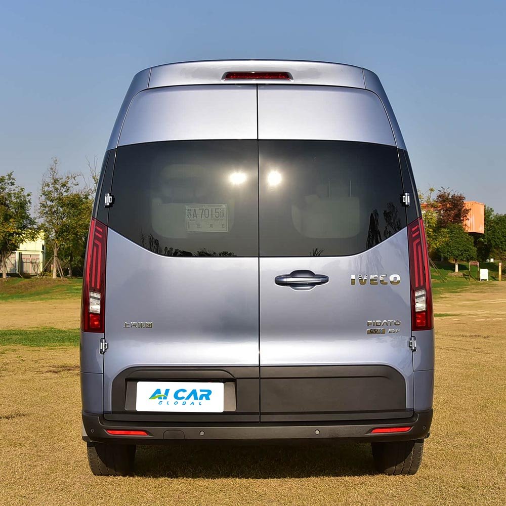 IVECO Fidato EV Passenger Van - Image 5