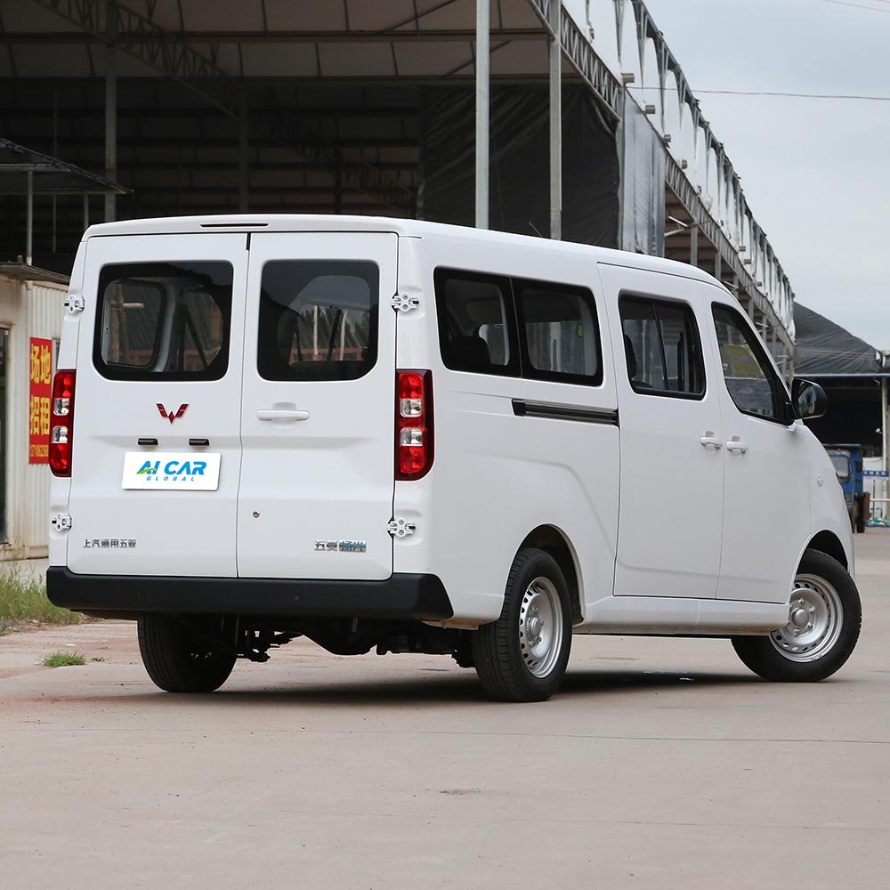 Wuling Yangguang Passenger Van - Image 6