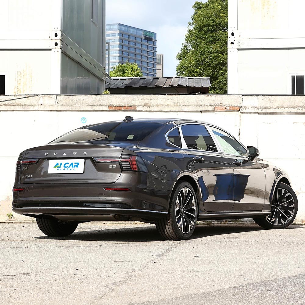 Volvo S90 - Image 6