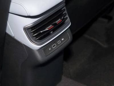 Hongqi HS3 PHEV Details (10)