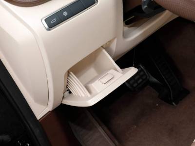 Bestune M9 Details (5)