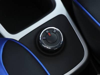 Venucia E30 Details (12)