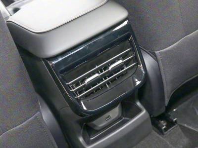 تفاصيل ROEWE i5 (8)