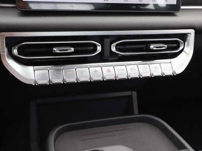 Zhengzhou Nissan Z9 PHEV Details (9)