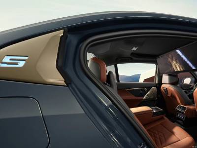 BMW i5 Details (19)