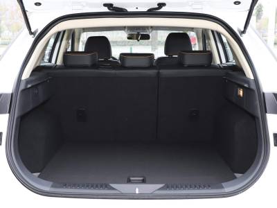 Bestune T77 Details (8)