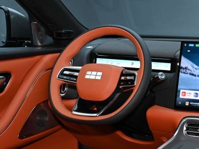 Geely Galaxy M9 Details (1)