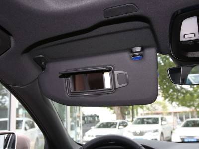 Volvo XC60 PHEV Details (8)