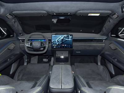 LYNK&CO 10 EM-P Details (8)