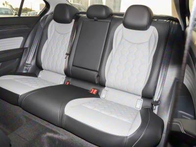 Volkswagen Magotan Details (10)