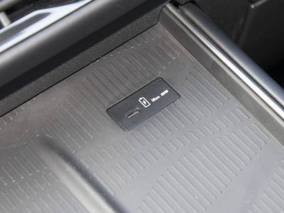 Hycan A06 Auto Details (6)