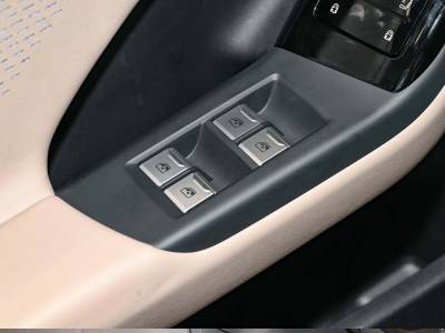 Audi Q6L e-tron Details (6)