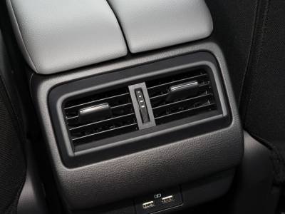 Mazda CX-50 Details (1)
