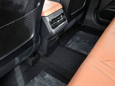 Bestune T99 Details (1)
