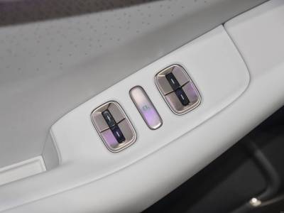 Xpeng P7+ Details (9)