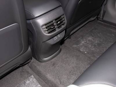 Hongqi EH7 Details (12)