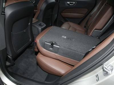 Volvo XC60 PHEV Details (7)