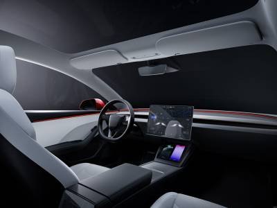 Tesla Model 3 (2)