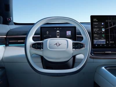 Падрабязнасці Dongfeng eπ008 (4)