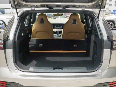 ROEWE RX5 Details (12)