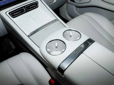 Exeed ET5 Details (4)