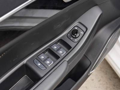 Bestune B70 Details (5)