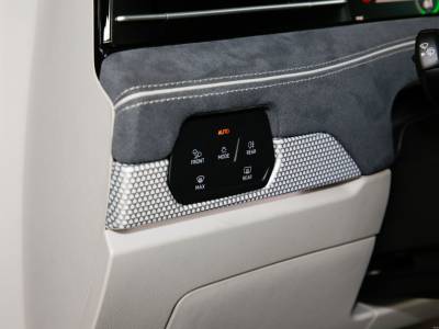 Volkswagen ID.7 Auto Details (13)