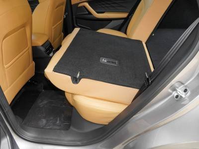 ROEWE RX5 Details (2)