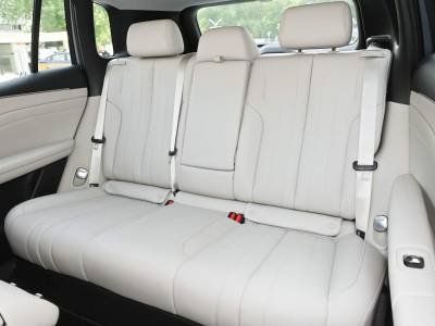 AION i60 Details (9)