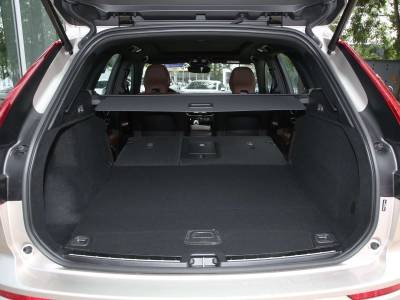 Volvo XC60 PHEV Details (3)