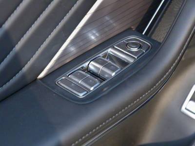 Hongqi HS7 Details (9)