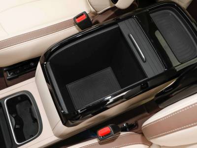 Bestune M9 Details (4)