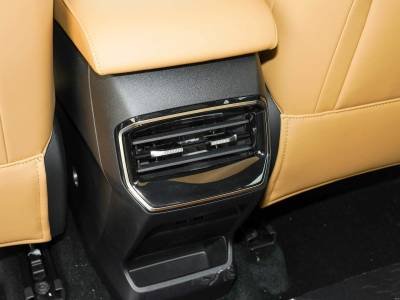 ROEWE RX5 Details (8)