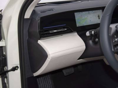 BYD Qin L EV Details (14)